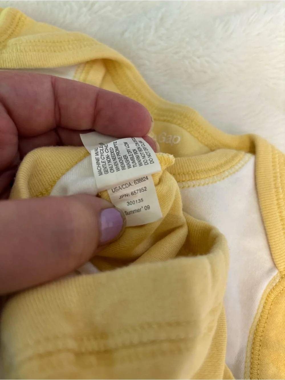 Y2K vintage Baby Gap 6-12 months I Love Daddy Yellow & White Baby One-Piece